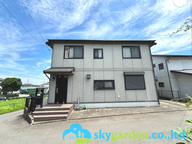 厚木市上依知　中古戸建の外観|落ち着いた雰囲気の外観です