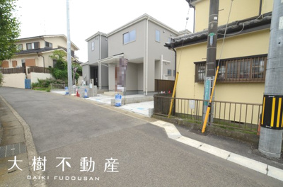 【前面道路含む現地写真】 | 海老名市大谷南2丁目　新築戸建て　全５棟　【仲介手数料無料】