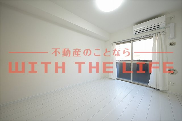 ラルヴェールⅢ【10.000円キャッシュバック対象物件】の居間・リビング|リビングです