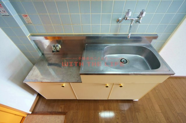 エトランゼ宮本Ⅳ【キャッシュバック対象】のキッチン|お料理しやすいキッチンです