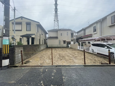 【前面道路含む現地写真】 | 八木北小・建築条件なし・更地渡し・土地30坪・前道6ｍ・岸和田市下池田町2丁目 | 前面道路含む現地写真です