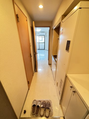 【玄関】 | シャルル上新庄