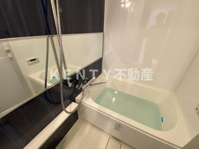 【浴室】 | メゾンドアーク南大井 | 落ち着いた空間のお風呂です