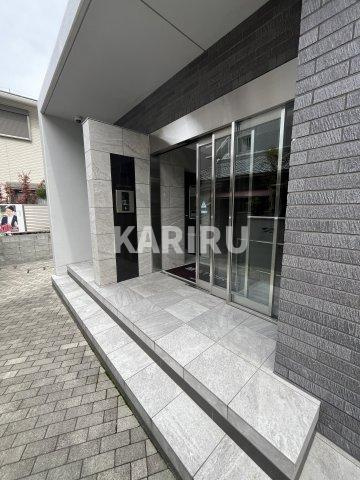 ストームのエントランス