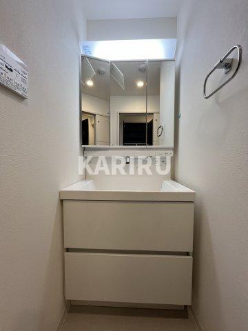 ストームの洗面所