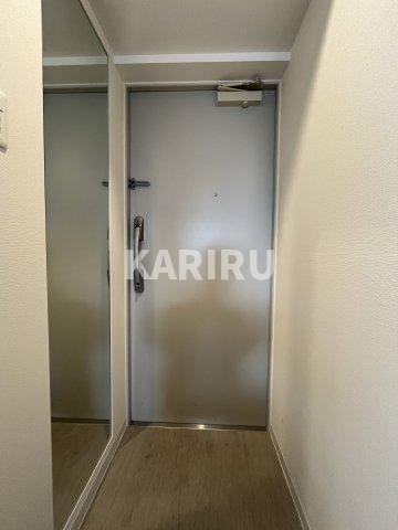 ストームの玄関