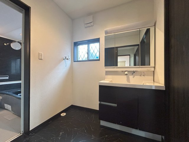 【独立洗面台】 | 荒尾市荒尾売家