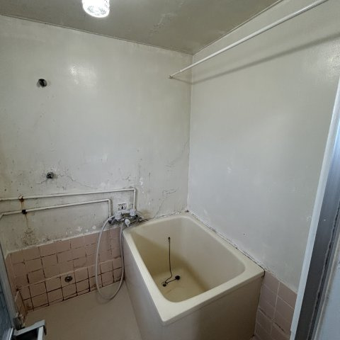 高砂ハイツD棟の浴室