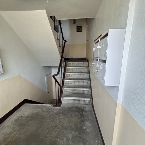 高砂ハイツD棟のロビー