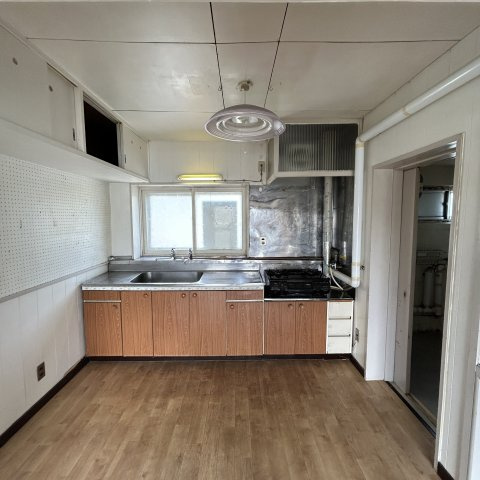 高砂ハイツD棟の居間・リビング