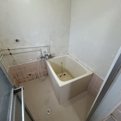 高砂ハイツD棟の浴室
