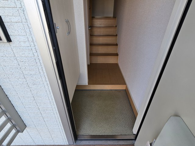 セントラルグレイス　C棟の玄関