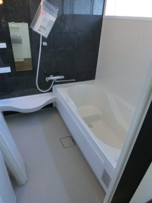 【浴室】 | 玉名市伊倉北方戸建 | 落ち着いた空間のお風呂です