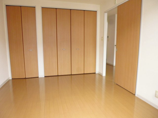 シャーメゾンアナナス（B）の収納