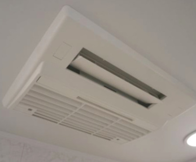 【浴室】 | LA MIA CASA | 雨の日や夜間の洗濯物の乾燥に便利な浴室暖房乾燥機をご用意！