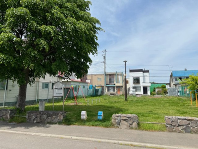 【周辺】 | 北区新琴似1-6 新築後未使用 RC造 | すぐそばに公園あり♪小さなお子様のいるご家庭も安心です♪