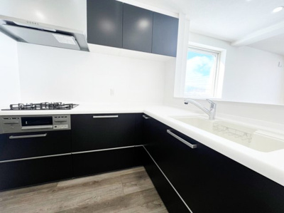 【キッチン】 | 北区新琴似1-6 新築後未使用 RC造 | 使い勝手の良いL字型の対面システムキッチン♪