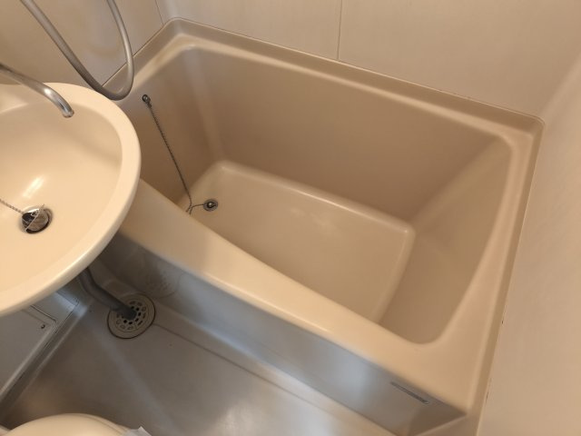 カノン日吉の浴室