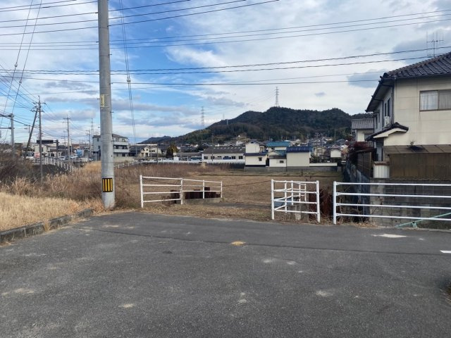 里庄町浜中貸地の外観