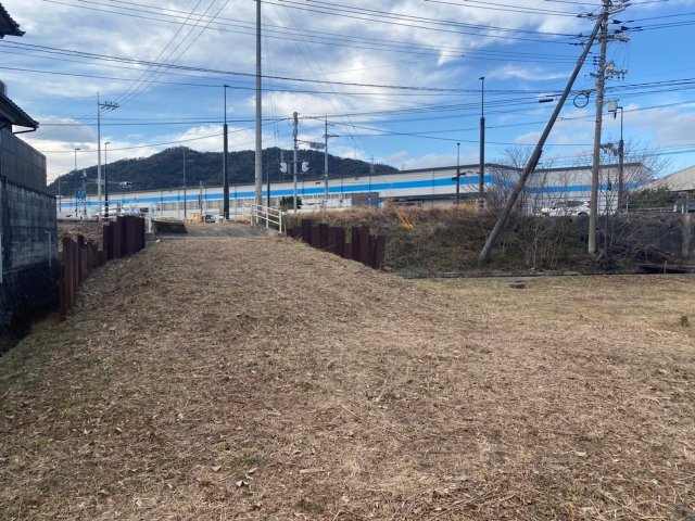 里庄町浜中貸地の外観