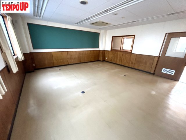 天白区池場１丁目貸店舗の内装