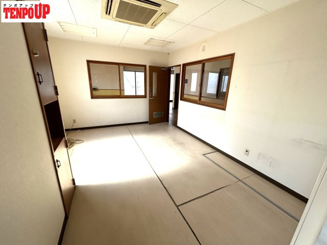 天白区池場１丁目貸店舗の内装
