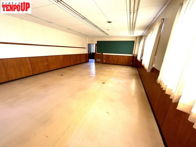 天白区池場１丁目貸店舗のロビー