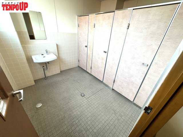 天白区池場１丁目貸店舗のバルコニー