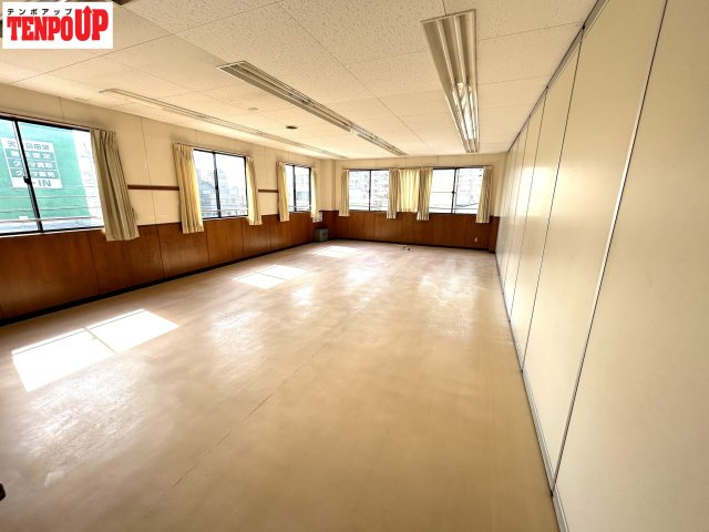 天白区池場１丁目貸店舗のロビー