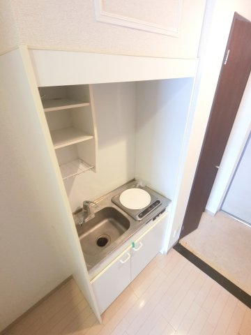 ヴィラ　クロシェットのキッチン