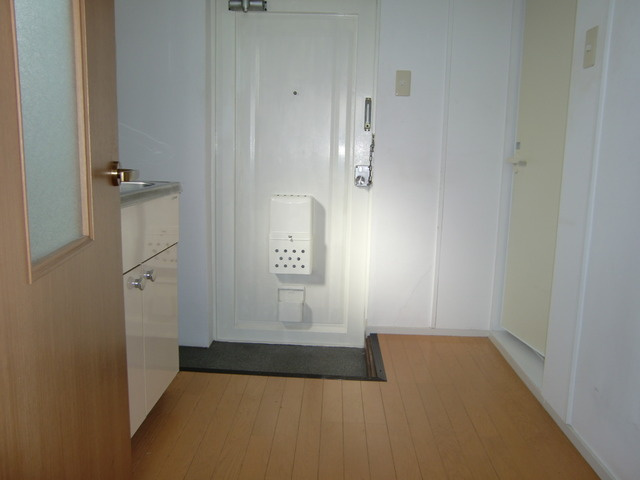 アーバンヴィレッジ篠原本町の玄関