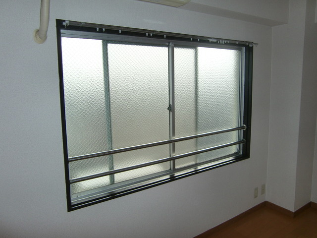 アーバンヴィレッジ篠原本町の洋室