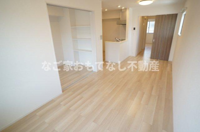 【居間・リビング】 | シャインプレイス | ※写真は別号室