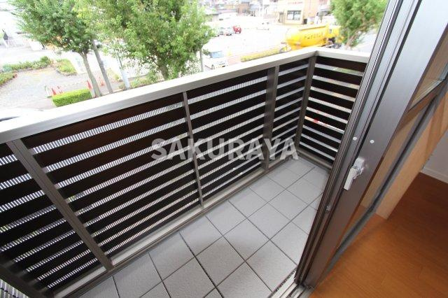 シャーメゾンアイリスのバルコニー|現況と異なる場合がございます。