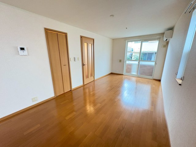 サンライズⅤの居間・リビング