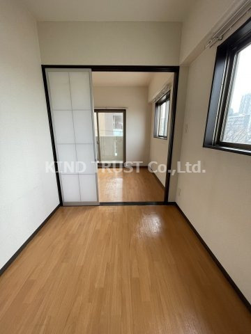 ラルテ中津の居間・リビング|使いやすいリビングです