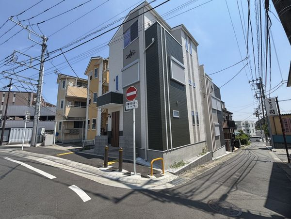 座間市相武台４丁目新築　3期1号棟の前面道路含む現地写真|前面道路含む現地写真です