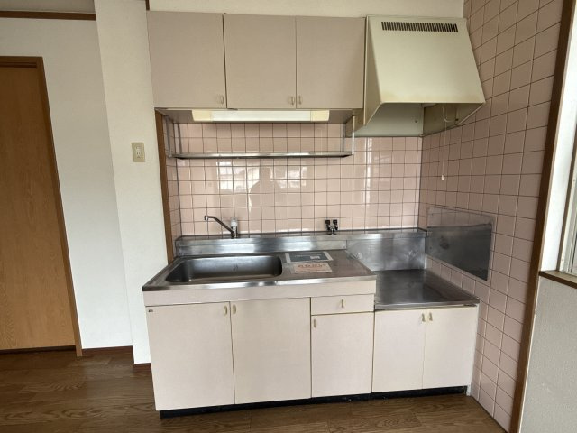 グリーンヒルズⅡのキッチン