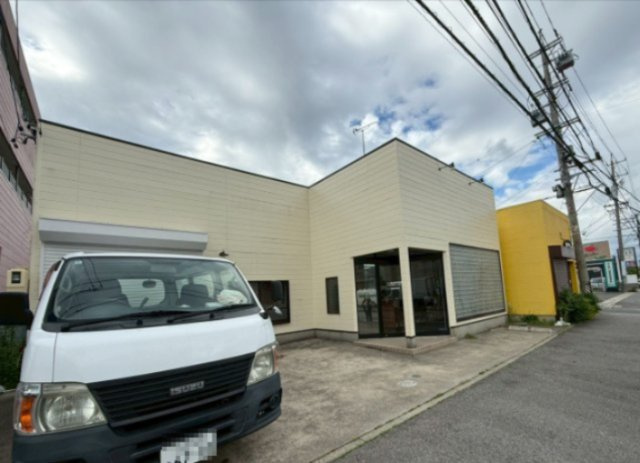 橋目町 小笠原様店舗の駐車場
