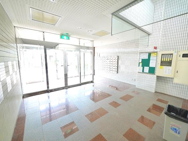 CENTURY・アスカⅥ（6）のエントランス|ゆとりのあるエントランスです