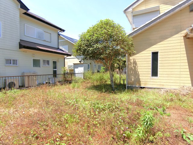 九十九里町真亀貸家の庭