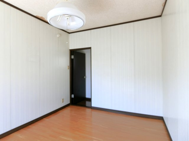 九十九里町真亀貸家の洋室