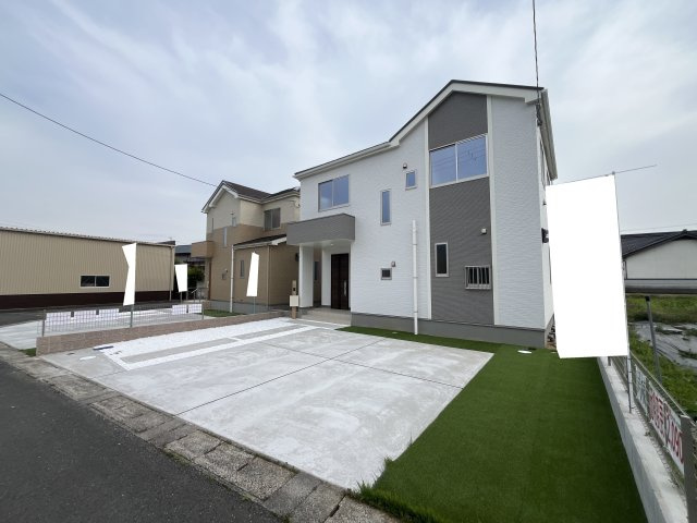 完成物件につき即ご入居ＯＫ◎オール電化◎リビング広々２０帖◎駐車３台可能◎南丹市園部町横田の外観|外観