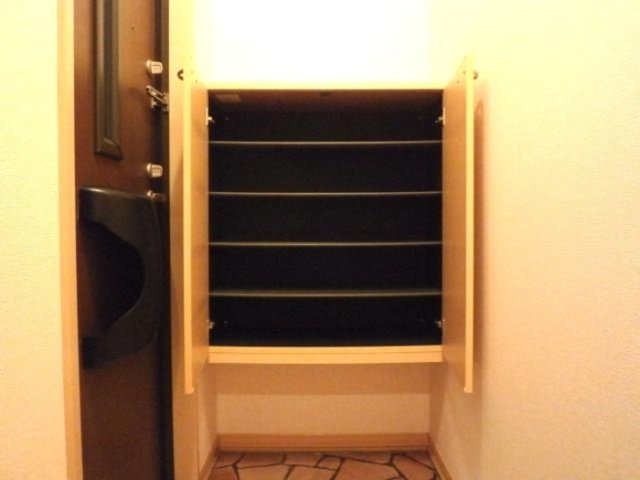 ウィルモアARの収納|小物を収納するのに便利です