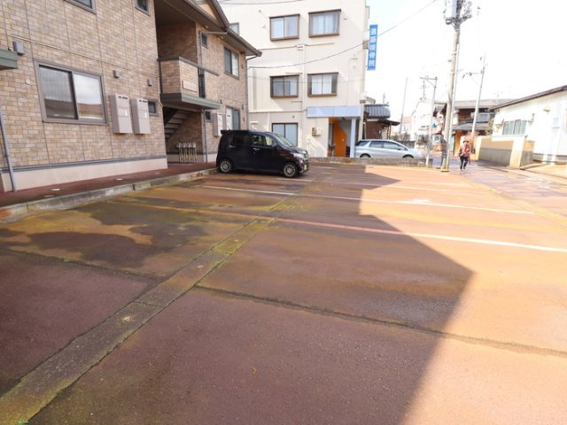 ウィルモアARの駐車場|駐車場です