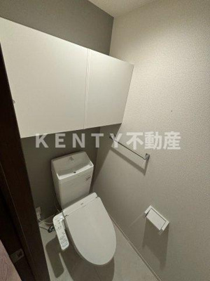 【トイレ】 | プルミエール新田 | 落ち着いた色調のトイレです