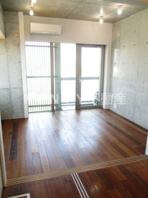 【居間・リビング】 | ル・パサージュ | こちらのリビングで趣味の時間をお楽しみください