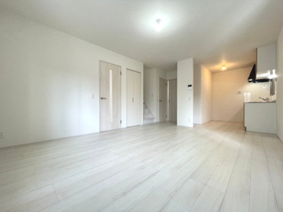 【居間・リビング】 | 池田市豊島南2丁目貸家