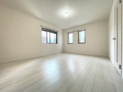 【居間・リビング】 | 池田市豊島南2丁目貸家