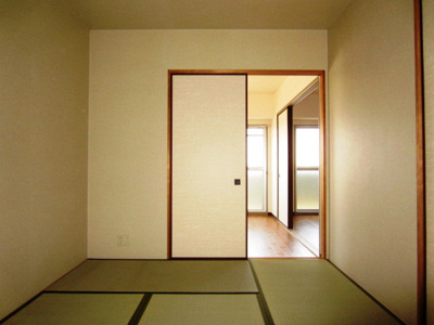 【居間・リビング】 | グレイスコートたちばな